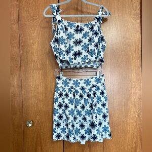 Two piece white cotton dress with blue flower print size XXL NWOT
